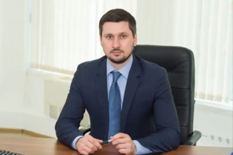 QHA memlekettiń senimdi tiregi - Evgenıı Bolgert