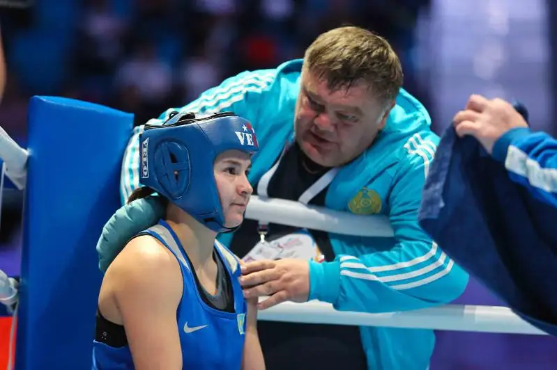 Dına Jolaman bokstan álem chempıonatynyń shırek fınalyna ótti