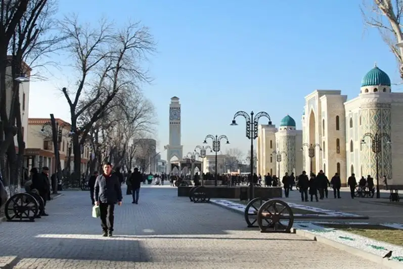 Tarazda alǵash ret Arbat paıda boldy
