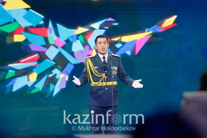 Áskerı dáriger: Lıvannan Qazaqstannyń baılyǵy – beıbitshiligi ekenin túıip qaıttym
