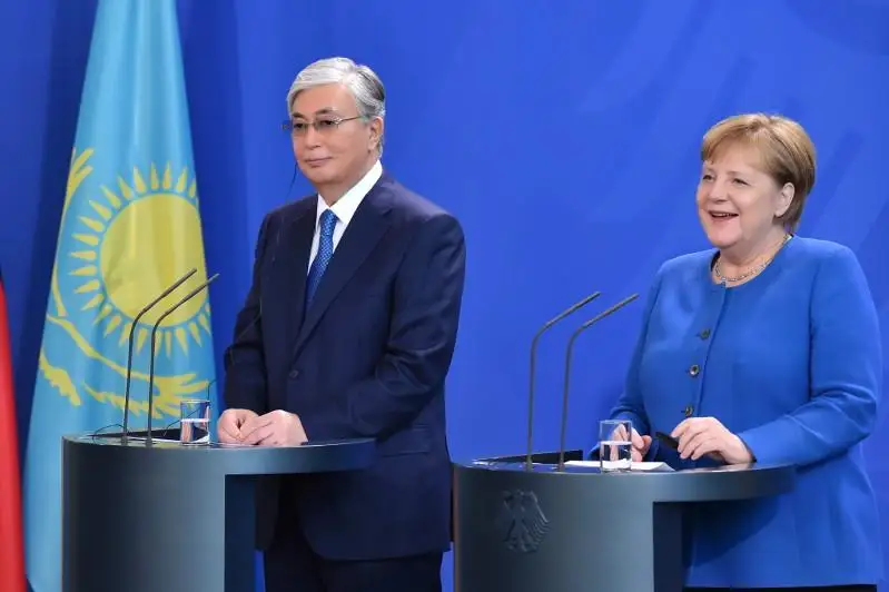 Merkel: Germanııa Qazaqstanmen yntymaqtastyqty nyǵaıtýǵa múddeli