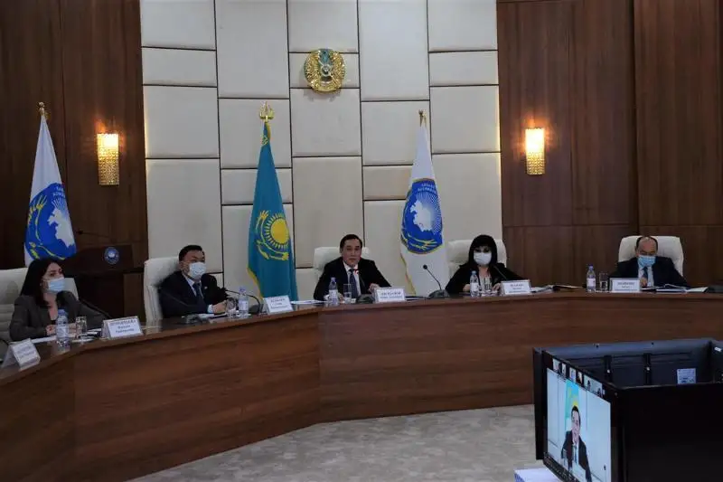 QHA-nyń Analar keńesinde birlik pen kelisim máseleleri kóterildi