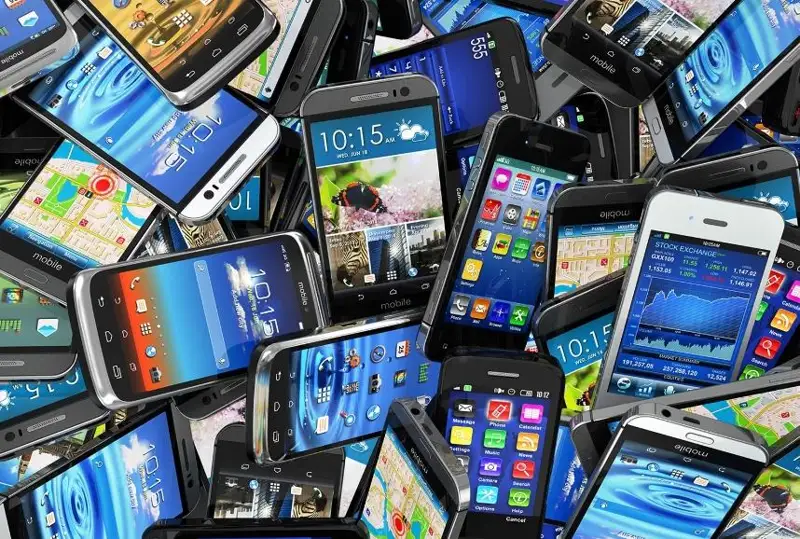 100 млрд тенге налоговых поступлений не досчитался бюджет из-за нелегального импорта телефонов