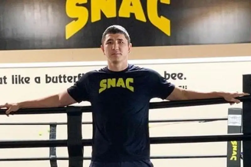 Madııar Áshkeev WBC tıtýly úshin 43 ret jeńiske jetken argentınalyqpen aıqasady