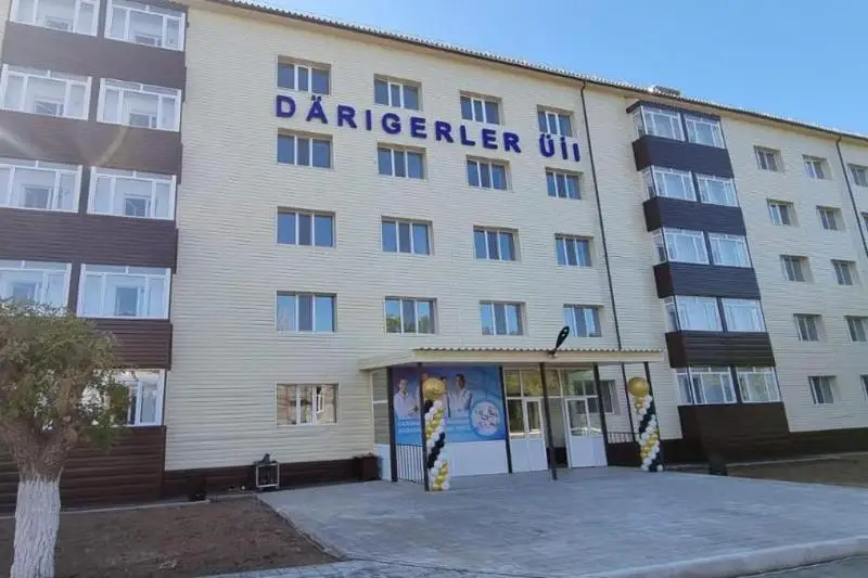 Qaraǵandy oblysynda 300-den astam jas dáriger baspanamen qamtamasyz etilmek