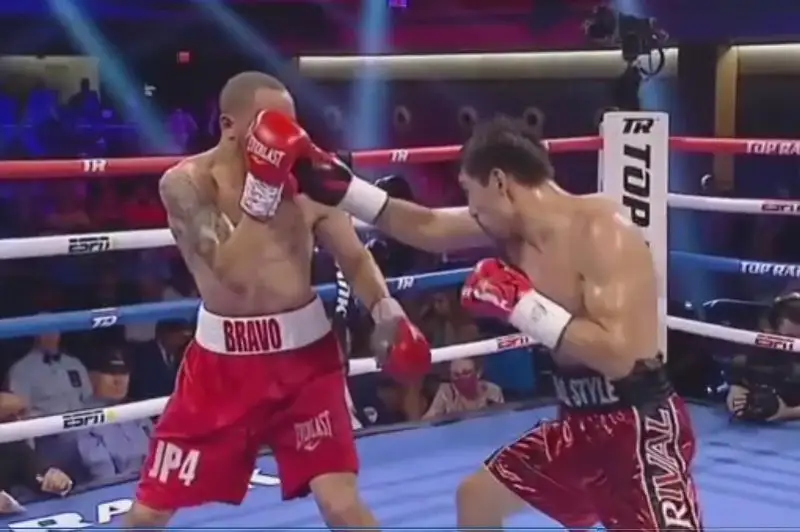 «Sky Sports Boxing» Álimhanulynyń jeńisinen keıin: «Qazaq stıli» úlken qaýipke uqsaıdy