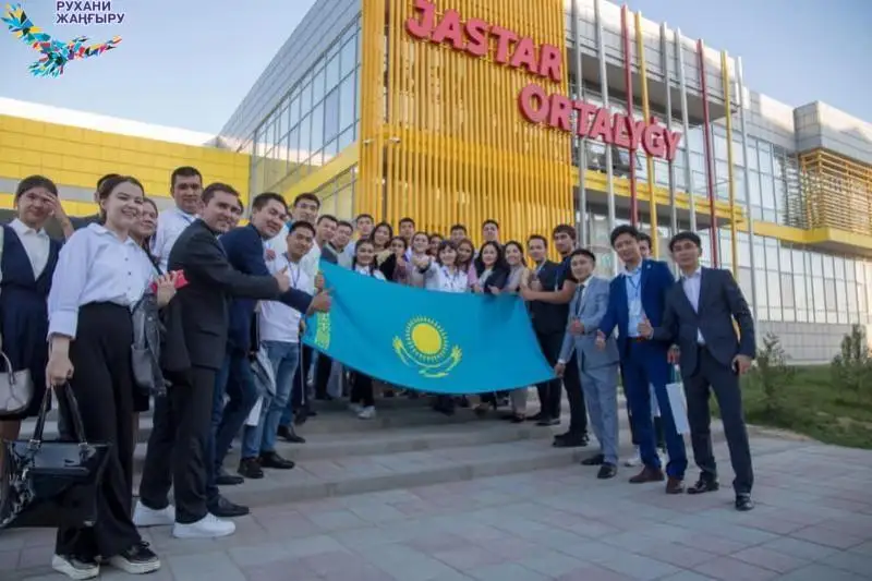 «Túrki álemin toǵystyrǵan - Syr eli» festıvali ótti