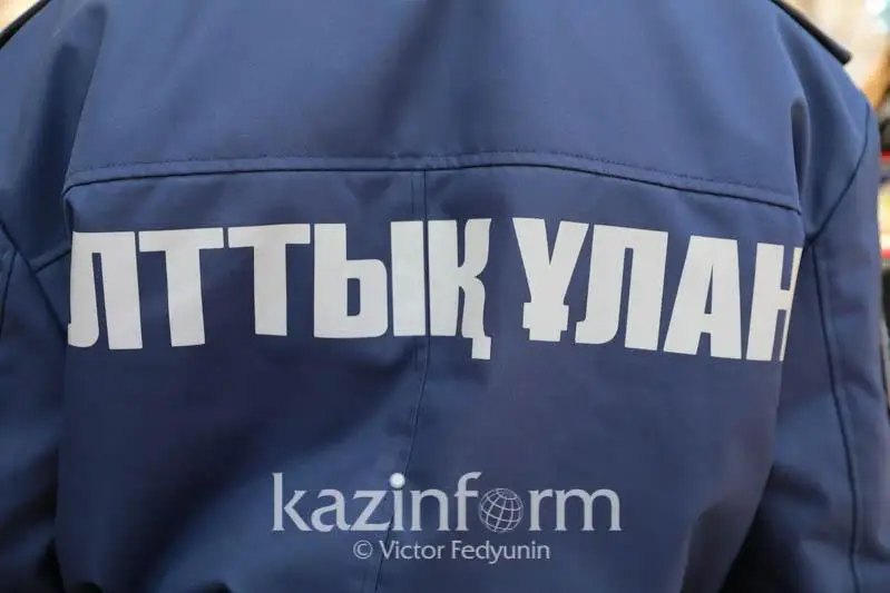 Petropavlda 8 adamdy órtten qutqarǵan áskerı qyzmetshi ІІM medalimen marapattaldy