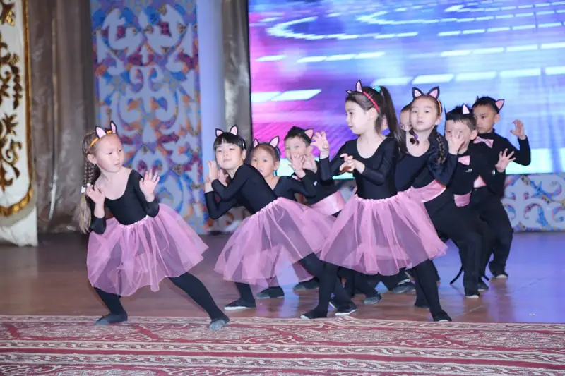 Токтакынова