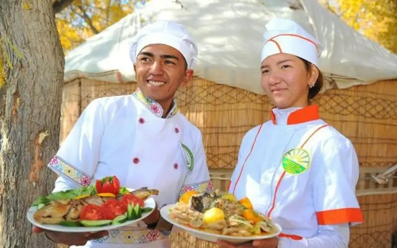 Қорақалпоғистонда “Орол балиқларидан 99 тур таомлар” фестивали