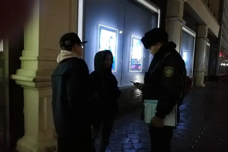 Úsh kúnde 200-ge jýyq batysqazaqstandyq ata-ana jaýapqa tartyldy