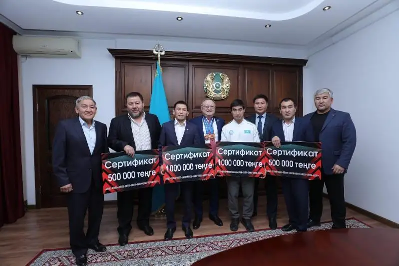 Olımpıadaǵa joldama alǵan aqtóbelik sportshylarǵa 1 mln teńgeden berildi