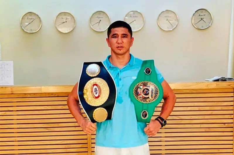 Áshkeev pen Nursultanov WBC beldikteri úshin jekpe-jekter ótkizedi