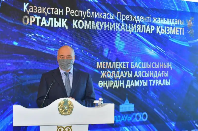 Ómirzaq Shókeev Qajymuqanǵa memorıaldyq keshen qashan salynatynyn aıtty
