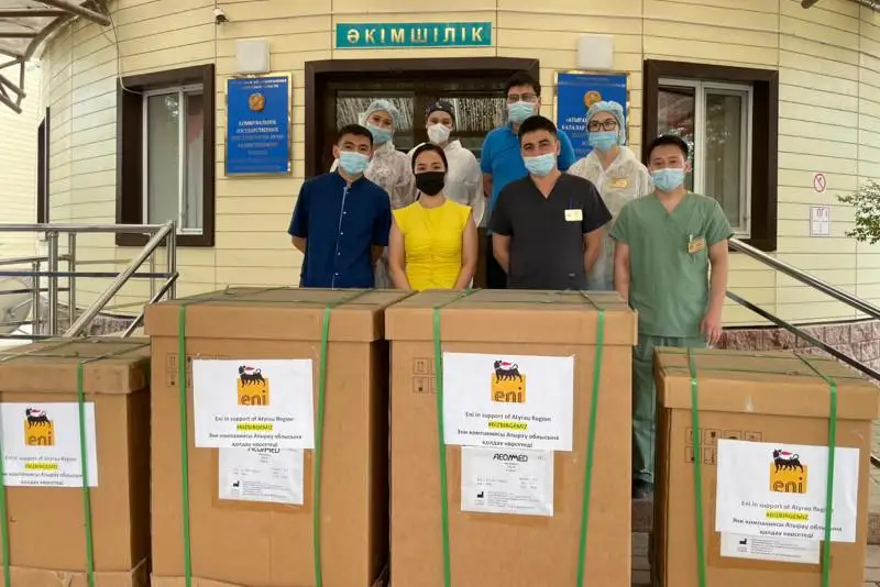 Атырауда 3 ауруханаға 6 өкпені жасанды желдету аппараты берілді