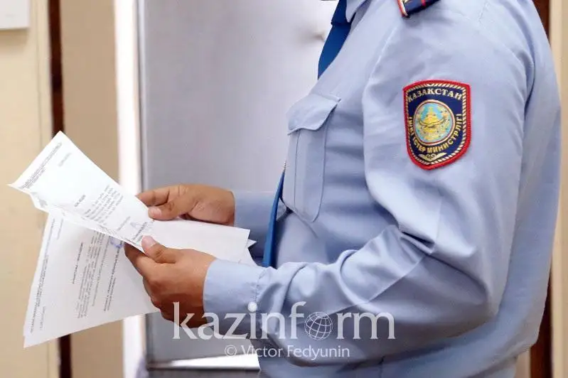 Зорланған 7 жасар қыз туралы іс құжаттарын интернетке таратқан полицейлер жазаланды – ШҚО