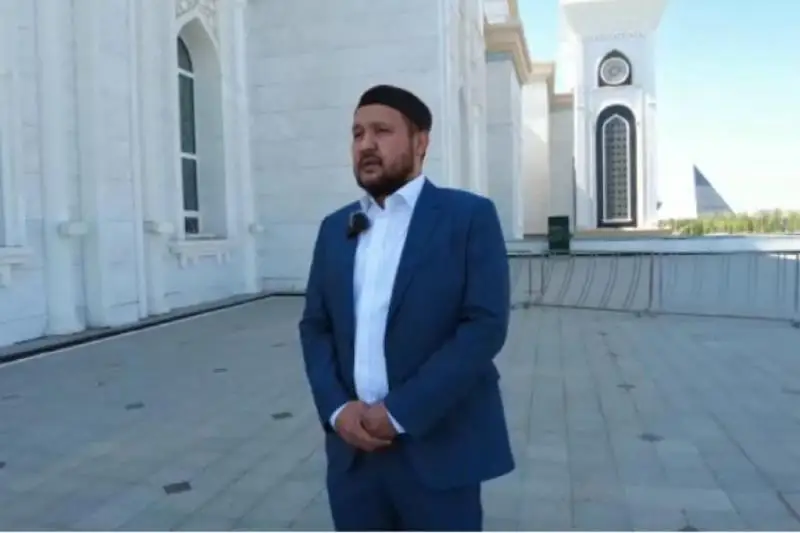 Din vaktsınaǵa qarsy emes: Elordada dinı qyzmetkerler halyqty ekpe alýǵa shaqyrdy