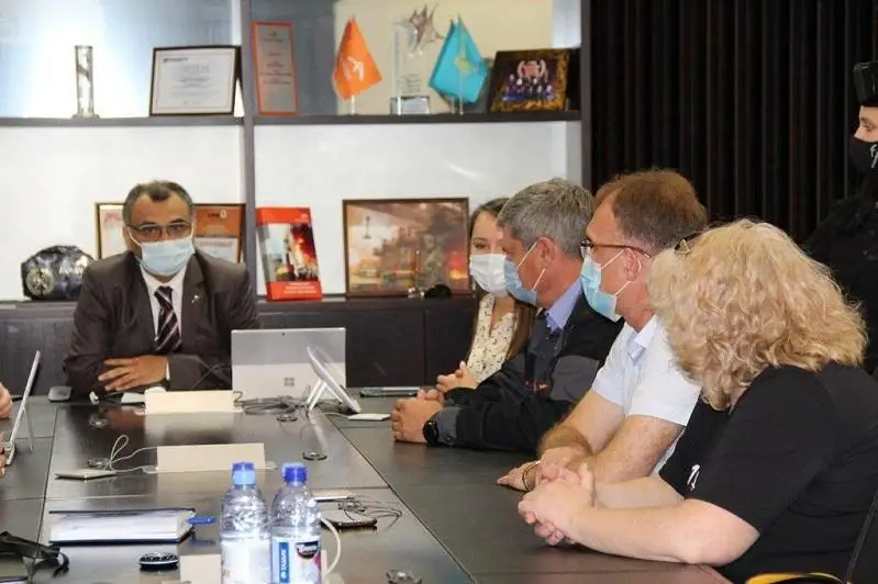 Kásipodaq  «Arselor Mıttal Temirtaý» basshylyǵyn jalaqyny kóterýge kóndirdi
