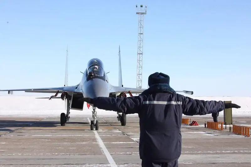 Qaraǵandy avıatsııalyq bazasyna «Sý-30SM» joıǵysh ushaqtary jetkizildi