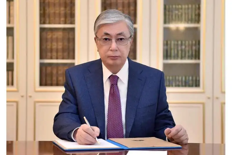 Memleket basshysy qol qoıǵan zańdarǵa qandaı túzetýler engizildi