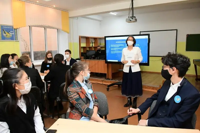 Aqmola oblysynyń oqý oryndarynda Táýelsizdik jetistikterine arnalǵan ashyq sabaqtar ótti