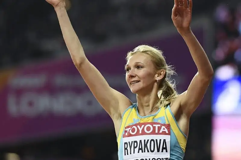 Olga Rypakova: Otbasyma kóbirek kóńil bólgim keledi