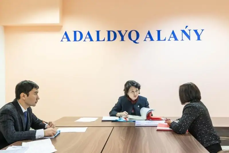 Aqtoty Raıymqulovaǵa jaraqattanǵan sportshyny saýyqtyrý jobasy tanystyryldy