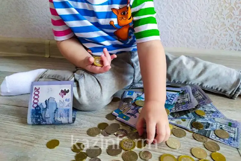 Alıment tólemegen boryshkerdiń 2 bólmeli páteri men avtokóligi tárkilendi