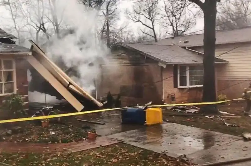 Один человек погиб в результате падения самолёта  в США