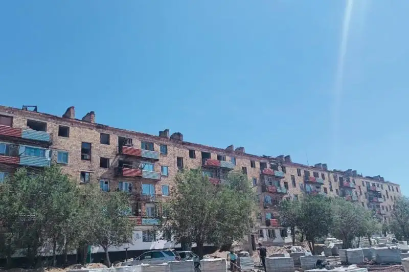 Qarajalda kezekte turǵan 200-den astam turǵynǵa baspana beriledi