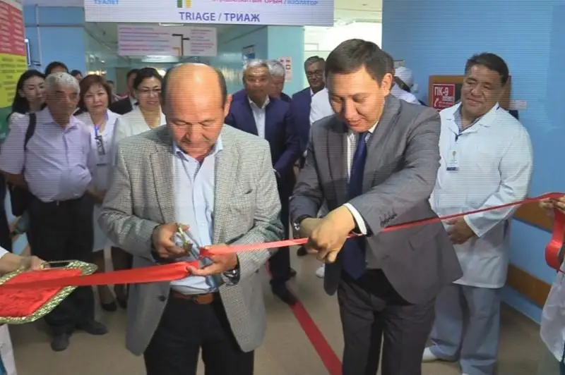 В ВКО открыли уникальную гибридную операционную