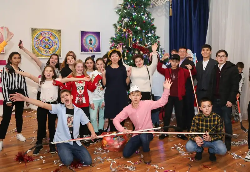 Elordadaǵy balalar úıinde qaıyrymdylyq kontserti ótti