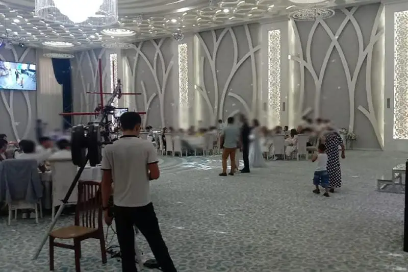 Karantın: Shymkentte  150 adam  jınalǵan toı taratyldy