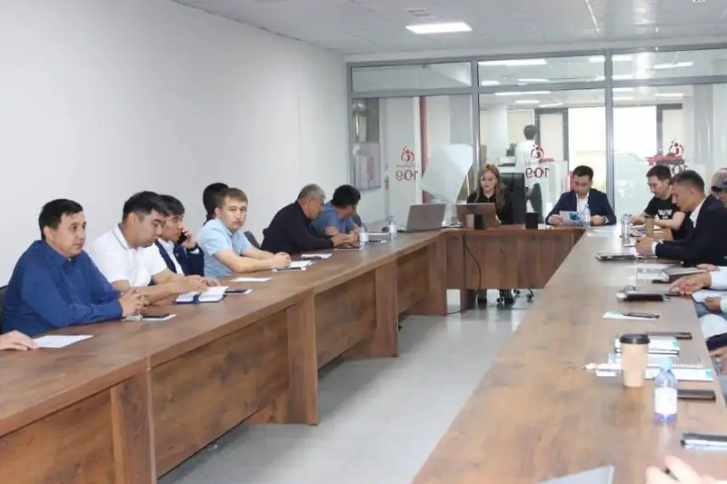 Инновационные подходы в строительстве дорог обсудили в Туркестанской области