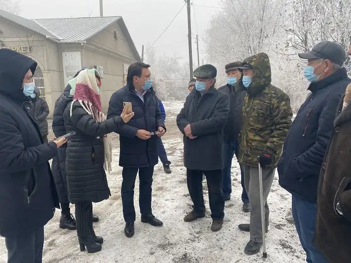 «ADAL» partııasy Almaty oblysynyń turǵyndarymen kezdesti