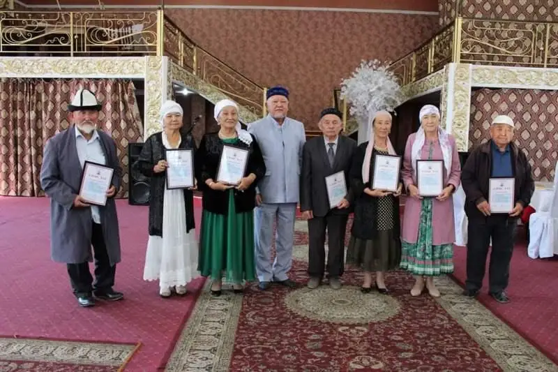 Saryaǵash aýdanynda Halyqaralyq qarttar kúni atalyp ótti