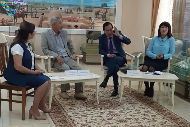 Qyzylordada jastarǵa Qorqyt ata murasy nasıhattaldy