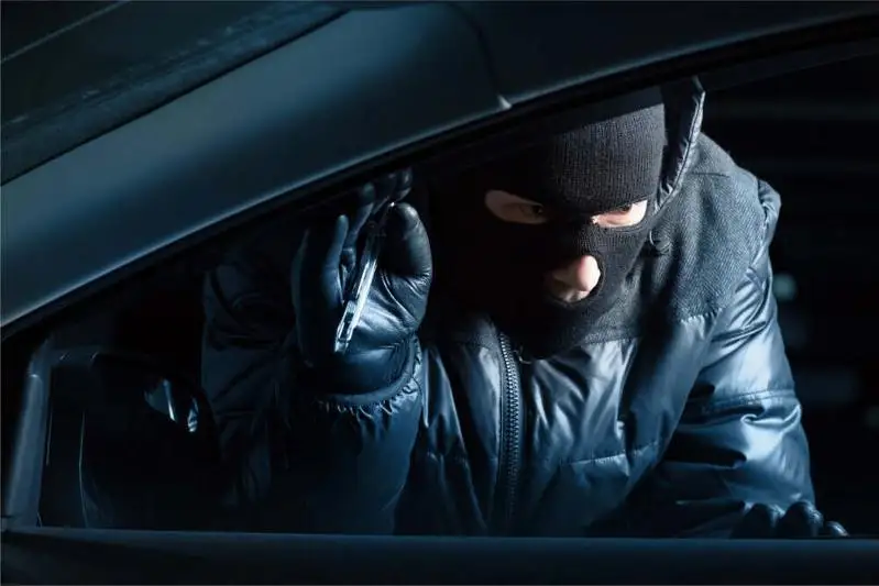 Алматыда ұрланған қымбат көлік Жамбыл облысынан табылды