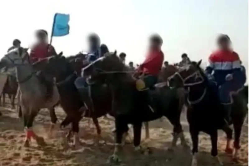 Otyrar turǵyny karantınge qaramastan 60 adamnyń basyn qosyp, kókpar uıymdastyrǵan