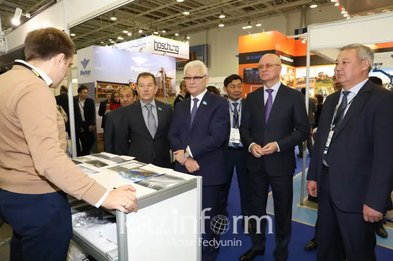 Астанада жол құрылысына арналған халықаралық көрме өтуде