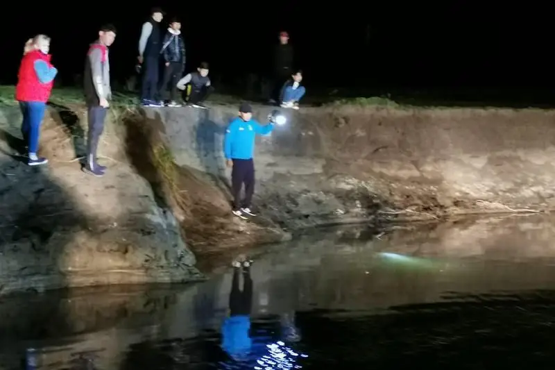 Aqtóbede 5 jáne 6 jasar eki bala sýǵa batyp ketti
