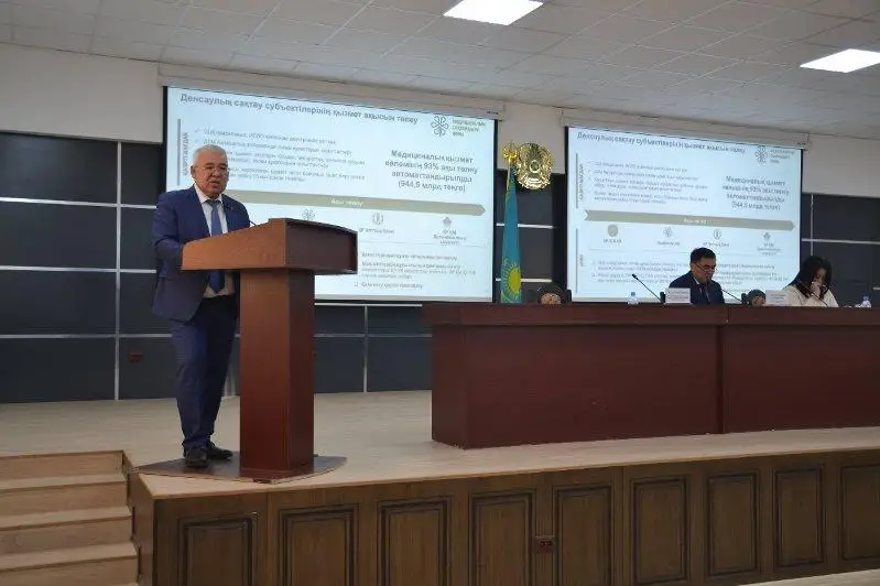 Jetisaı turǵyndaryna  mindetti áleýmettik medsaqtandyrý júıesi túsindirildi