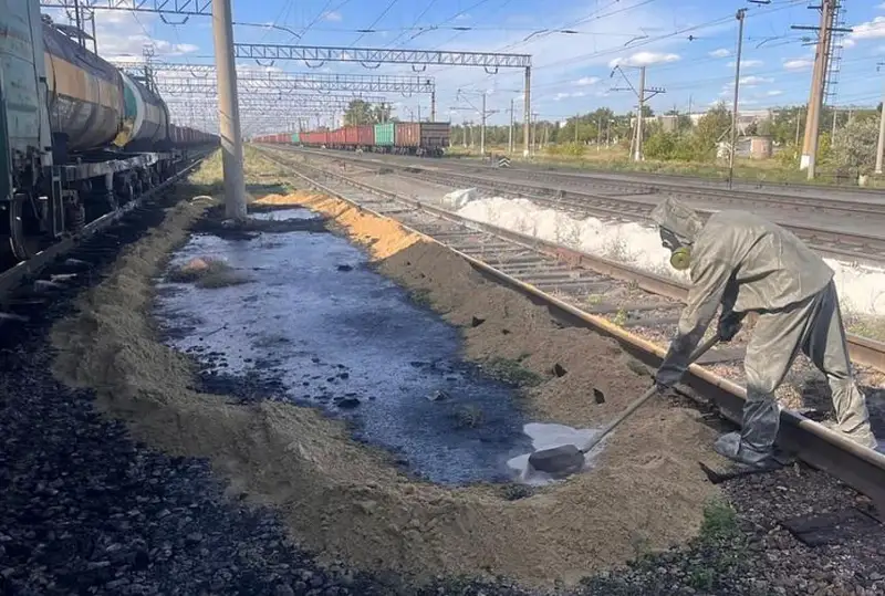 Течь серной кислоты из цистерны остановили в Экибастузе