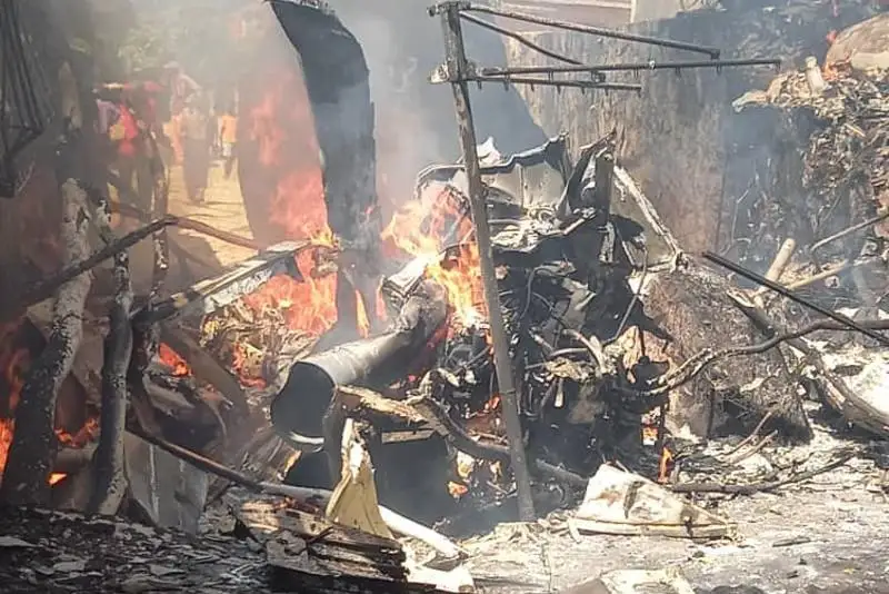 Zımbabvede áskerı tikushaq apatqa ushyrady
