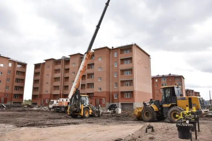 Kókshetaýda turǵyn úı qurylysy jandanyp keldi