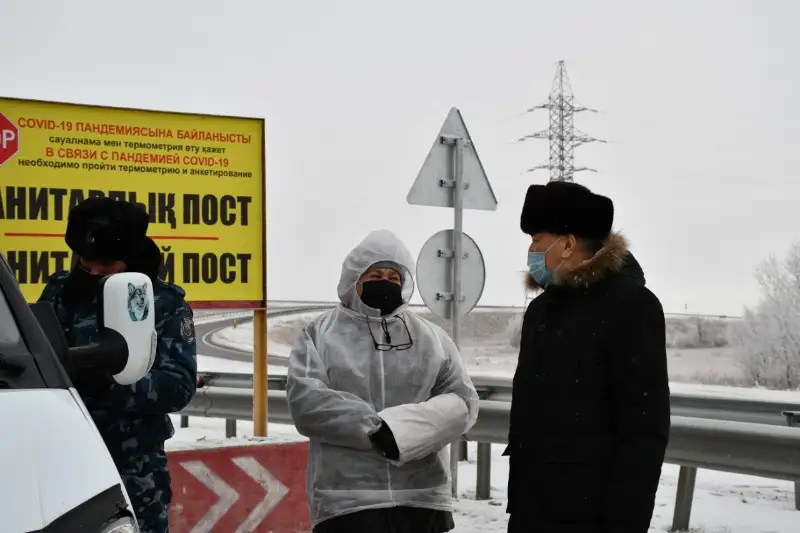 Polıtsııa ardagerleri sanıtarlyq postta turǵan jas áriptesterin jigerlendirdi