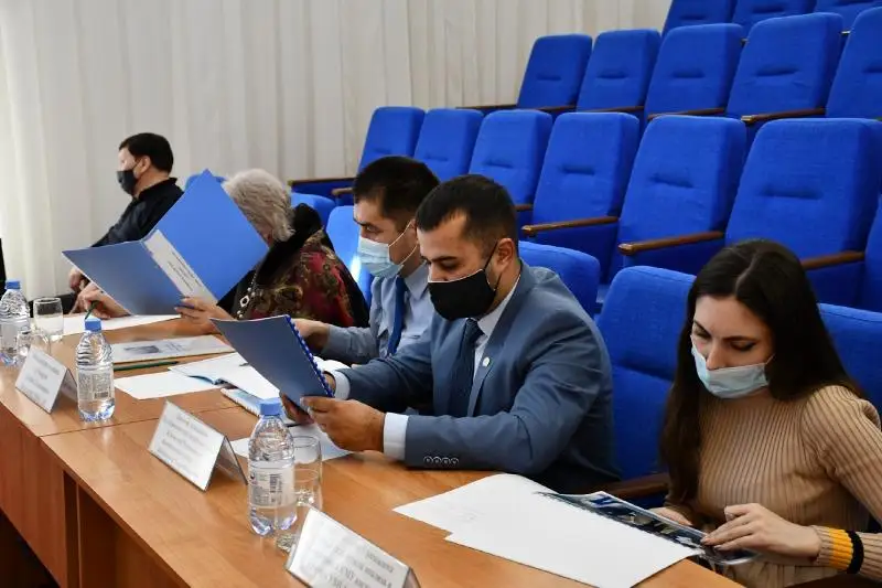 Aqmolada oqýshylar arasynda polıtsııa jumysy jaıly ǵylymı jobalar baıqaýy ótti