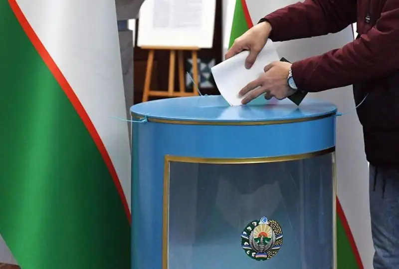 В Узбекистане начался конституционный референдум