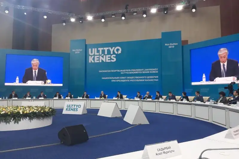 Samat Nurtaza: Toqaev halyqqa beıbit sherý quqyǵyn berýde