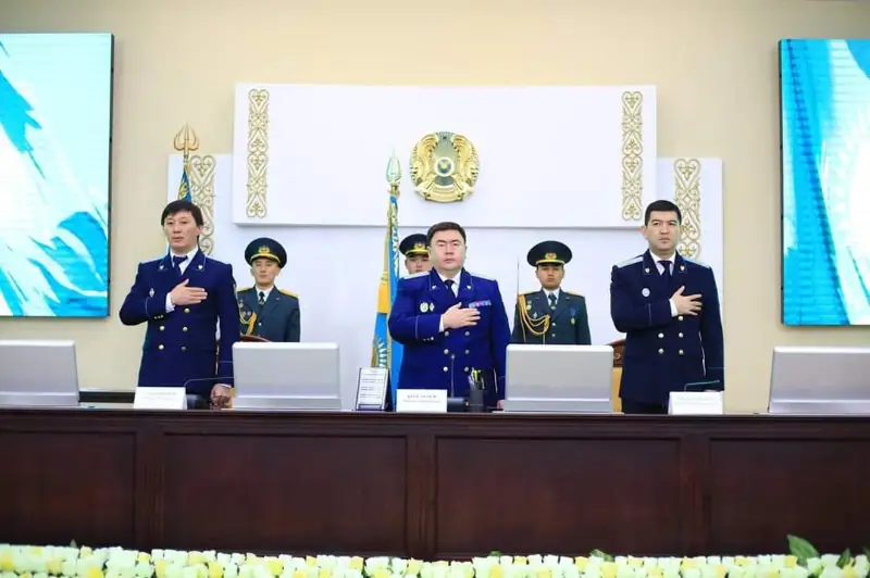 Shymkent prokýratýrasynda Táýelsizdik kúnine arnalǵan merekelik jıyn ótti